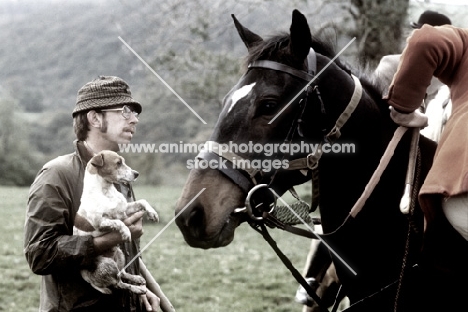 the terrierman, the vale of aylesbury hunt, with his terrier 